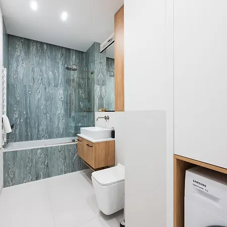 Woodside By Oneapartments